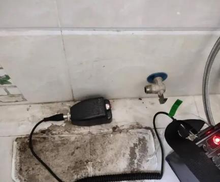 紫云屋顶漏水维修公司分享下卫生间漏水的危害及解决方法